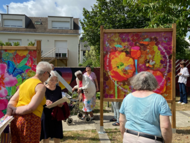 Création d'un parcours ludique et créatif et pérenne dans un jardin de résidence séniors