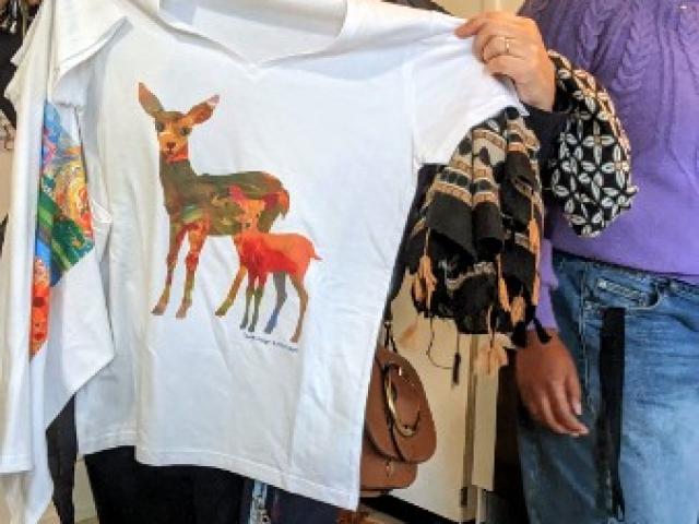 Motifs de fresques imprimés sur Tee shirts 