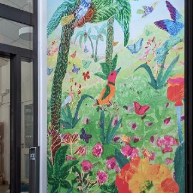 Fresque décorative, participative et imprimée posées au sein d'un restaurant, quartier Nantes Erdre