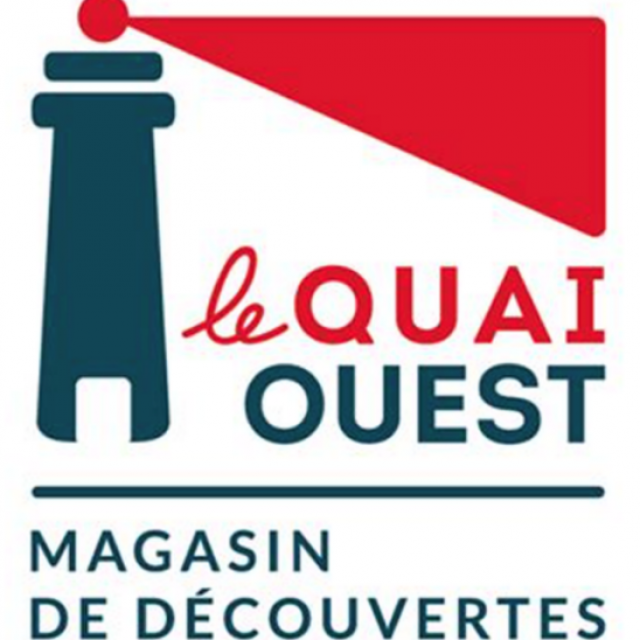 Habillage de la façade de la boutique Quai Ouest à St-Nazaire par Tand'M Design